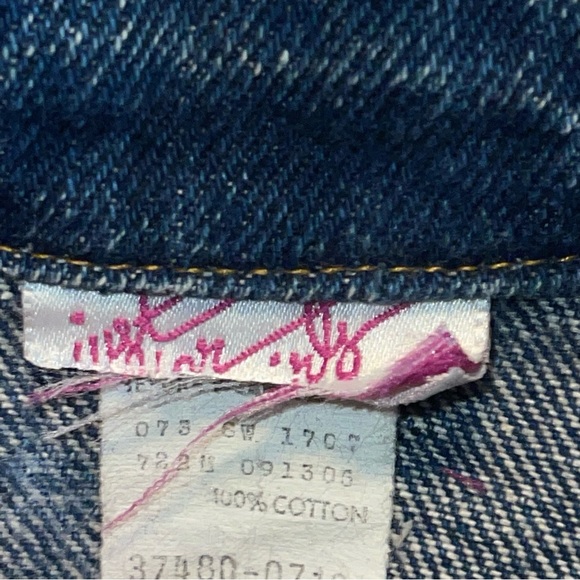 Vintage Levi’s Youth Denim Jacket Size Medium 100% Cotton Made In The USA - Picture 3 of 5